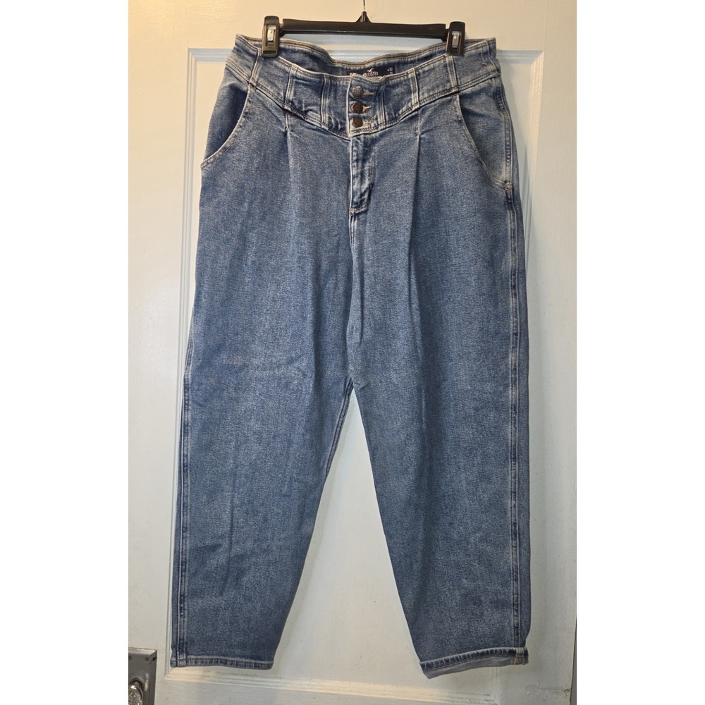 Hollister Women's Ultra High Rise Mom Jeans Tapered Leg Dark Wash 80's. 15R/32